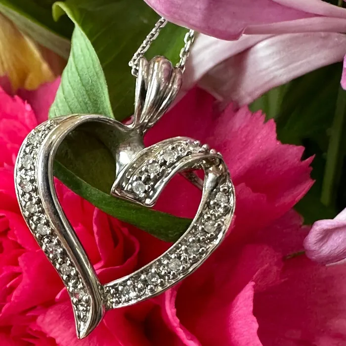 10 Karat White Gold Heart with Diamonds 14 Karat Gold chain 16000348 ONeills Estate Jewelry Necklaces