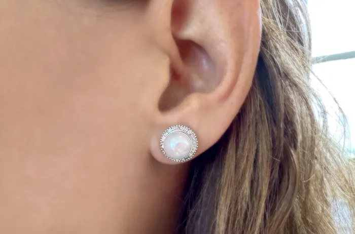 Earrings 18kt Gold Pearls Baguette Diamonds Halo Studs Albert Hern Earrings Earrings 18kt Gold Pearls Baguette Diamonds Halo Studs Albert Hern Earrings