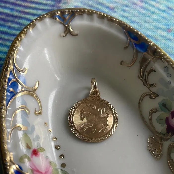 Vintage Paris Jewelry PreStyled Sets Aries Zodiac Pendant 10k Gold Vintage