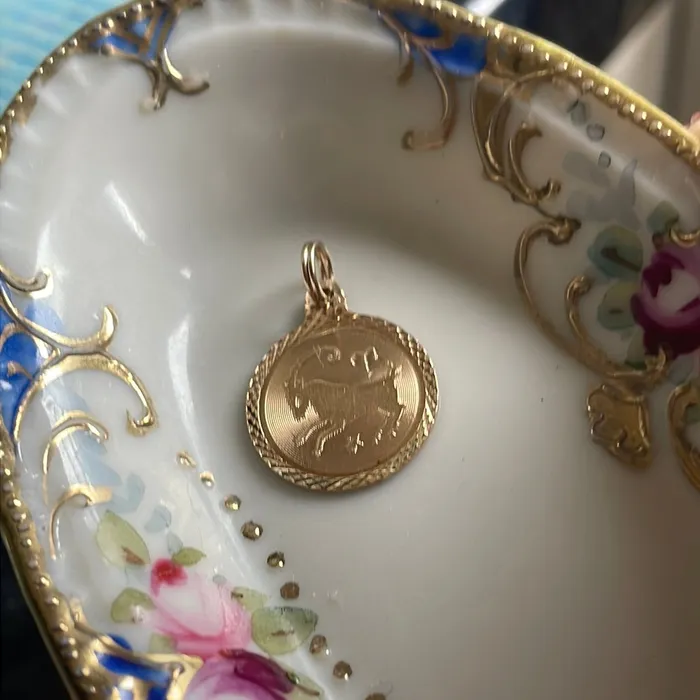 Vintage Paris Jewelry PreStyled Sets Aries Zodiac Pendant 10k Gold Vintage