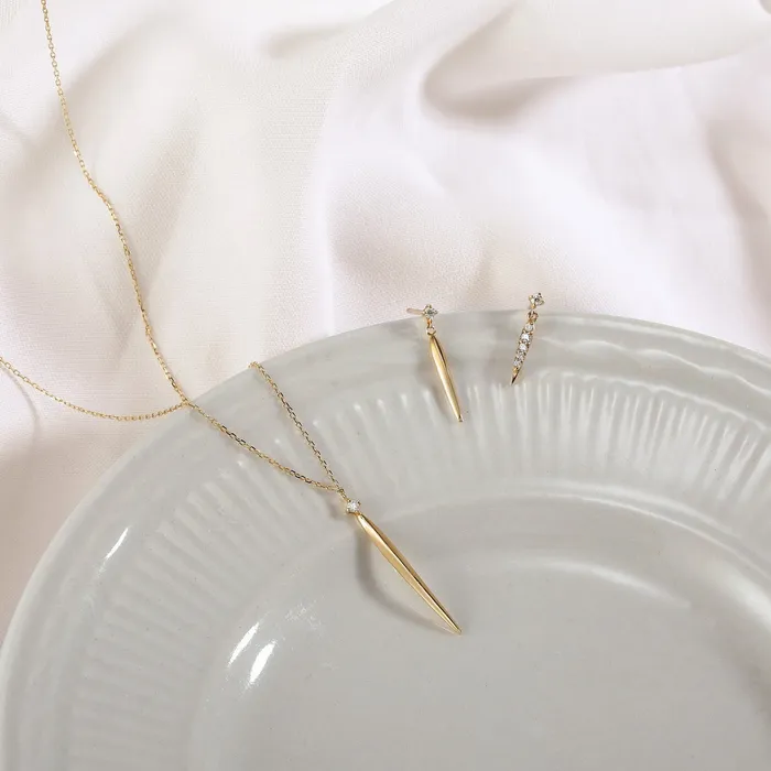 Aurelie Gi Earrings JOSEPHINE Dagger Earrings